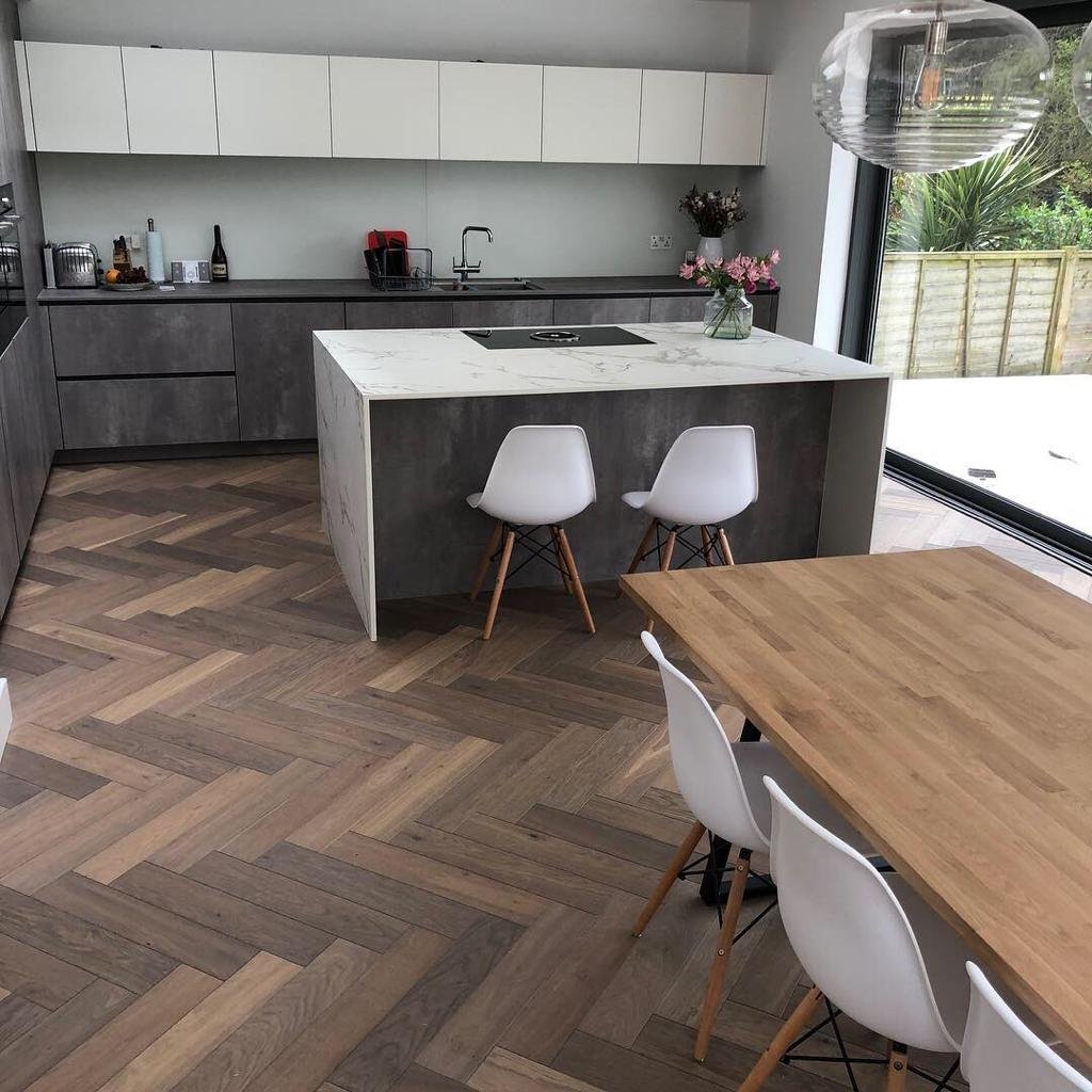 A truly popular and versatile LVT fitted in a Herringbone pattern throughout the ground floor of this property in Reigate, Surrey. With its concrete and rubber composite it makes for a super durable floor ready for a family home. Easy to maintain, scratch and stain resistant it makes for an ideal solution to a busy home.